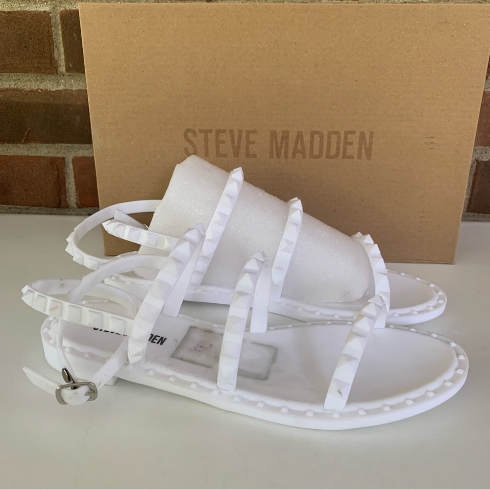 Steve Madden Womens Travel white Studded Flat Jelly Sandals Size US 7 M